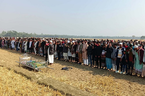 অশ্রুসিক্ত নয়নে সাজিদের শেষ বিদায়, হাজারো মানুষ শ্রদ্ধার ঢল অশ্রুসিক্ত নয়নে সাজিদের শেষ বিদায়, হাজারো মানুষ শ্রদ্ধার ঢল