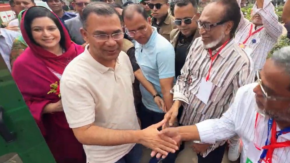 বগুড়ায় পৌঁছেছেন প্রধানমন্ত্রী তারেক রহমান