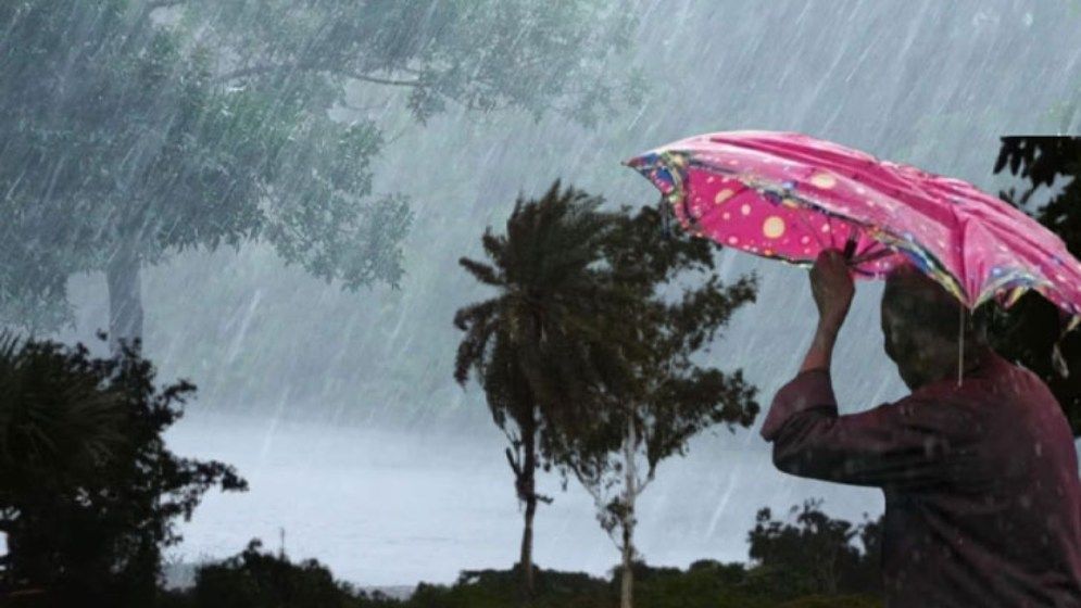 দেশের ৪ বিভাগে ঝোড়ো হাওয়াসহ বজ্রবৃষ্টির আভাস, নদীবন্দরে সতর্ক সংকেত