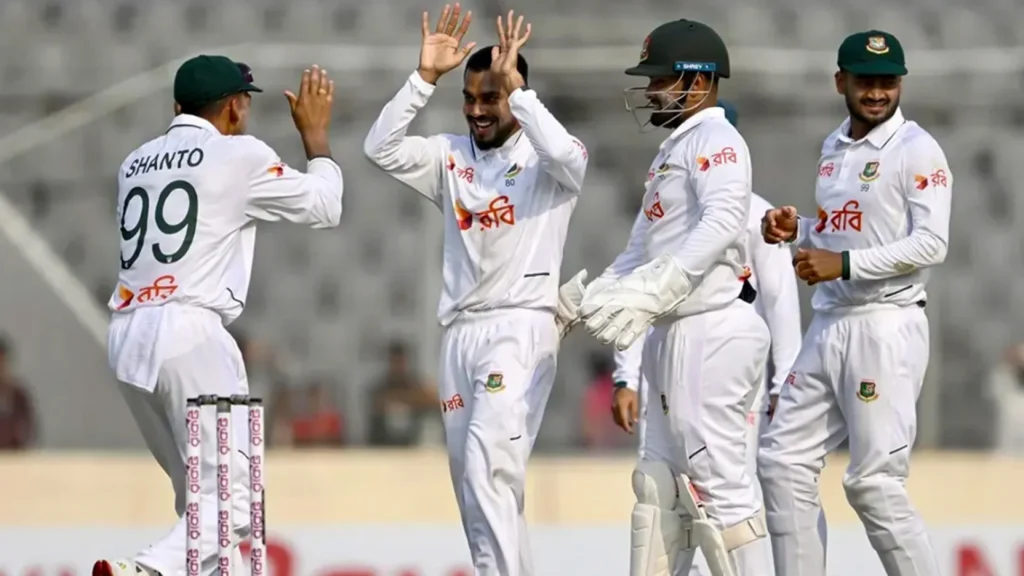 পাকিস্তানের চেয়ে ৩৪ রানে এগিয়ে বাংলাদেশ