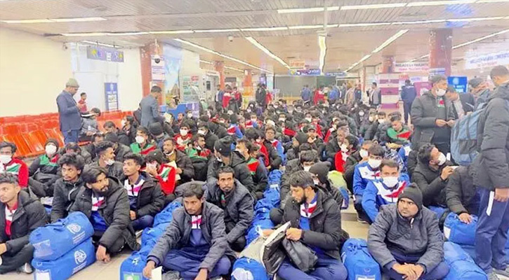 লিবিয়া থেকে দেশে ফিরলেন ১৭০ বাংলাদেশি
