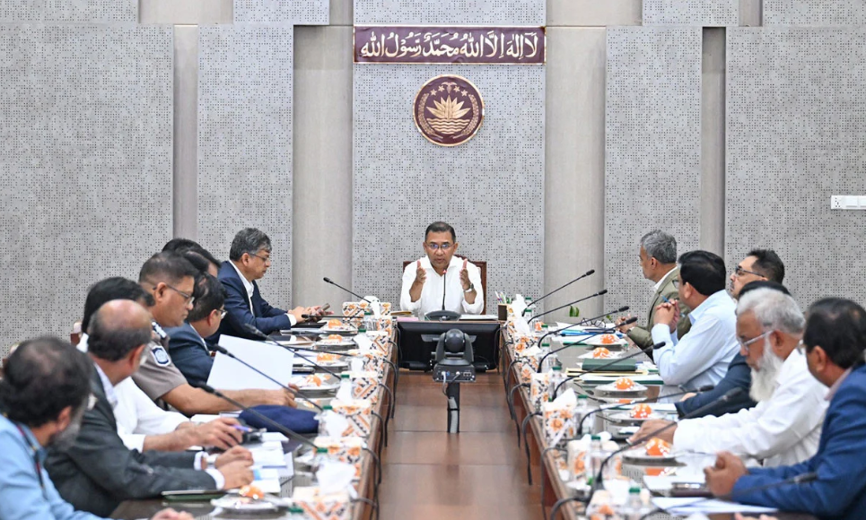 ঢাকার যানজট নিরসন ও ট্রাফিক ব্যবস্থাপনা নিয়ে প্রধানমন্ত্রীর সভা