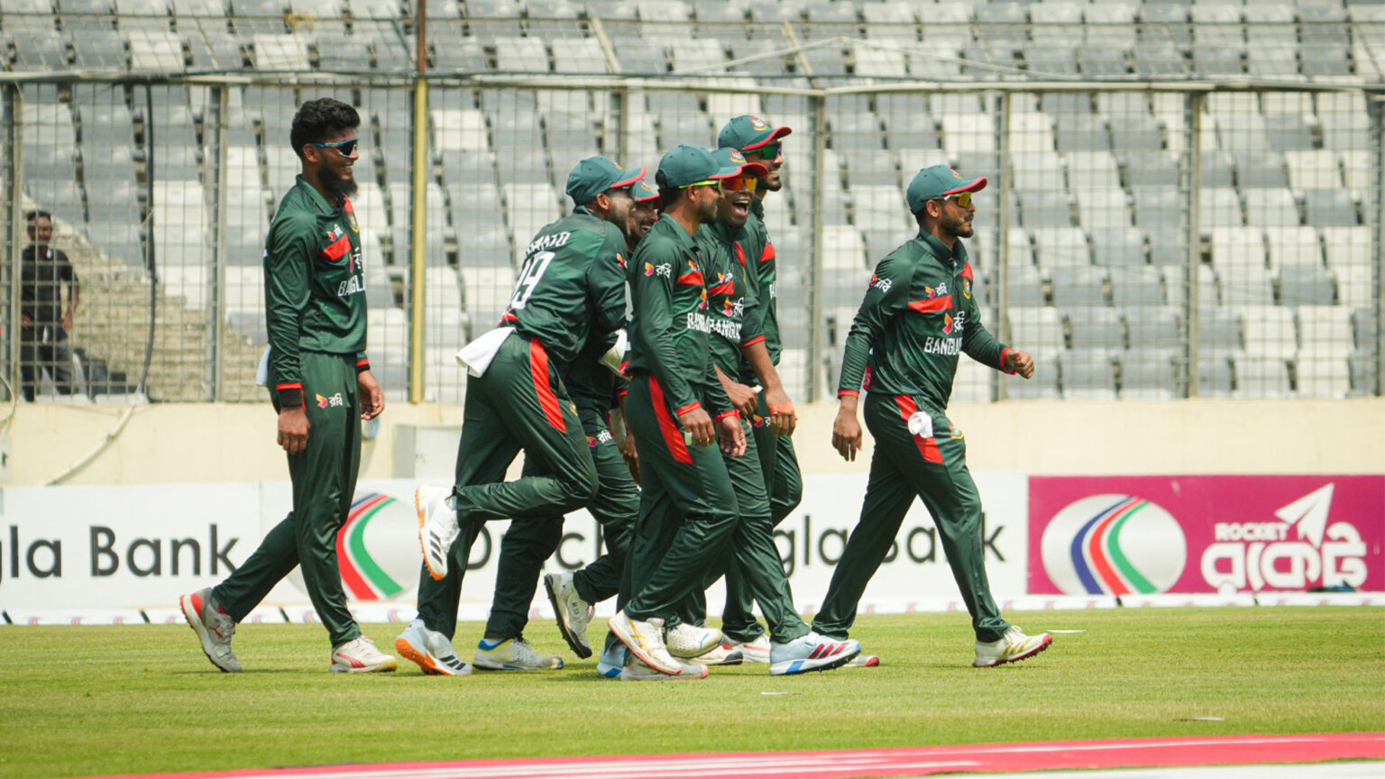 হারের পর আইসিসি থেকেও শাস্তি পেল বাংলাদেশ