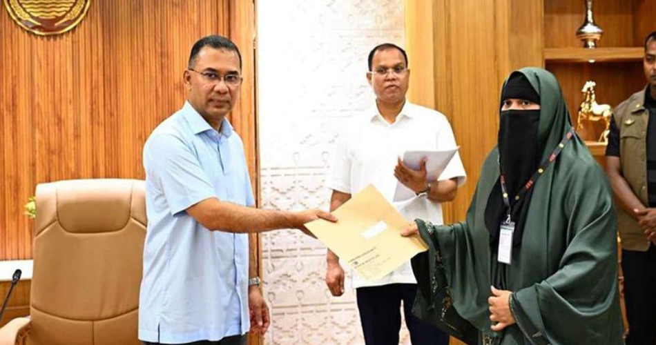 চাকরি পেলেন জুলাই শহিদ ও আহত পরিবারের ১০ সদস্য