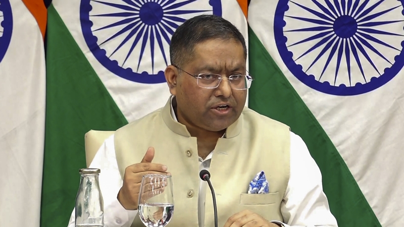 বাংলাদেশের সঙ্গে ইতিবাচক ও গঠনমূলক সম্পর্ক চায় ভারত: জয়সওয়াল